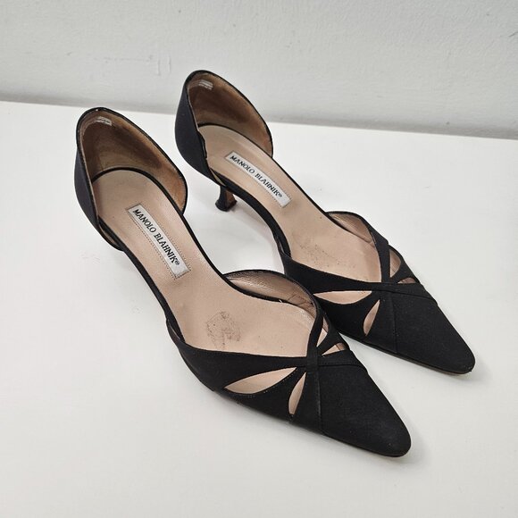 Manolo Blahnik Black D'Orsay Pumps - Picture 1 of 11